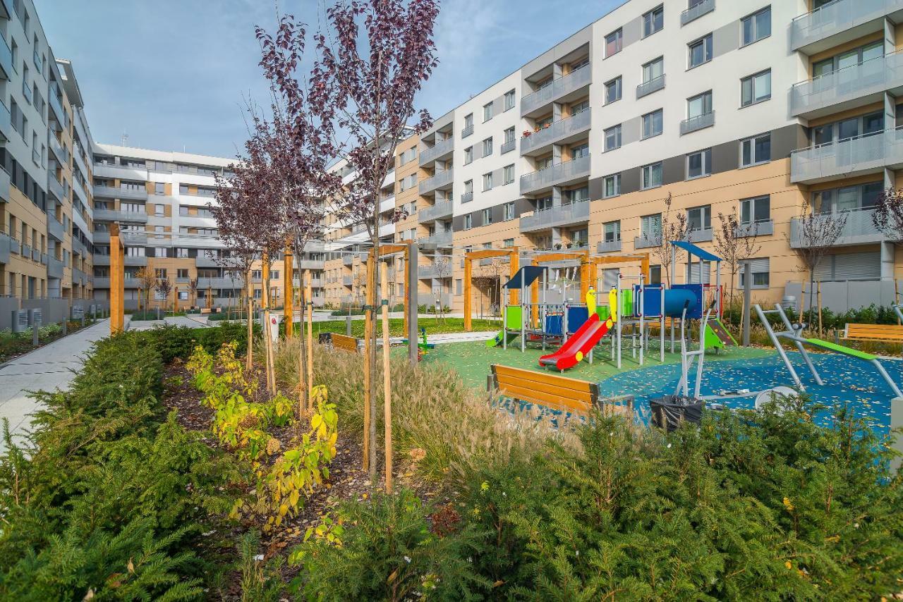 Exclusive Apartments Teczowa With Underground Parking By Noclegi Renters - Wroclaw, Wroclaw